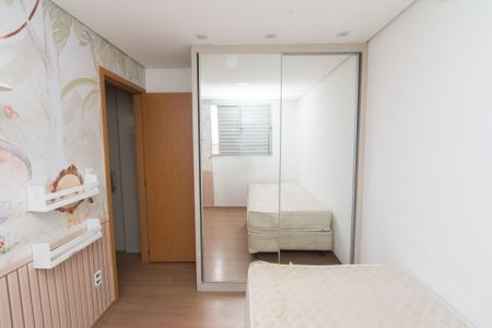 Quarto 1 de apartamento para alugar com 2 quartos, 60m² em Teixeira Dias, Belo Horizonte