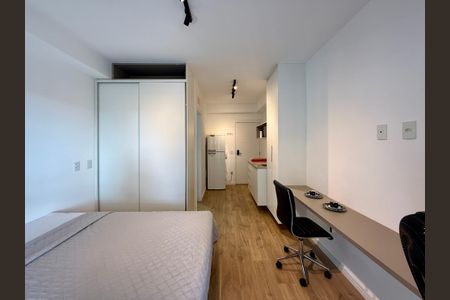 Quarto  de kitnet/studio à venda com 0 quarto, 26m² em Jardim das Acacias, São Paulo
