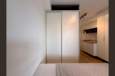 Studio para alugar com 26m², 0 quarto e sem vaga Studio para alugar com 26m², 0 quarto e sem vagaQuarto