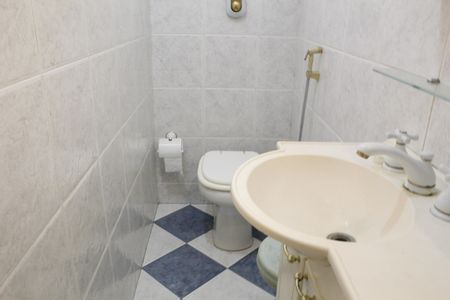 Apartamento à venda com 111m², 3 quartos e sem vagaBanheiro da Suíte