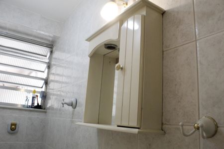 Apartamento à venda com 111m², 3 quartos e sem vagaBanheiro da Suíte