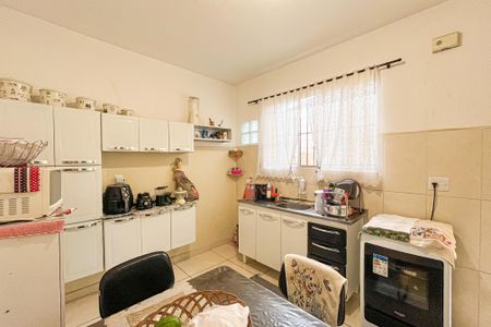 Casa à venda com 75m², 3 quartos e 1 vagaCozinha