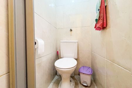 Casa à venda com 75m², 3 quartos e 1 vagaBanheiro de serviço