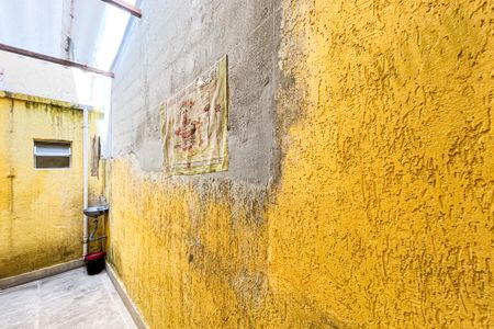 Casa à venda com 75m², 3 quartos e 1 vagaQuintal