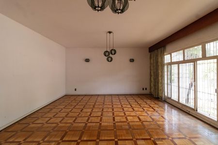 Sala de casa à venda com 3 quartos, 412m² em Vila Ipojuca, São Paulo