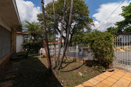 Casa para alugar com 412m², 3 quartos e 2 vagasEntrada