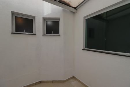 Apartamento para alugar com 58m², 2 quartos e 1 vagaÁrea de Serviço