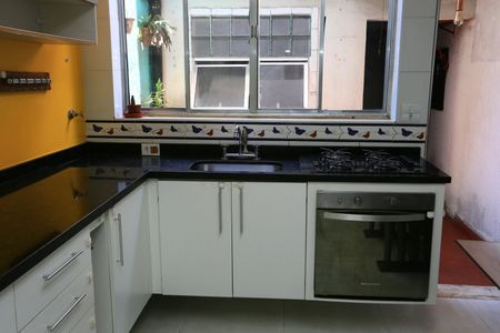 Casa para alugar com 140m², 2 quartos e 1 vaga Casa para alugar com 140m², 2 quartos e 1 vagacozinha