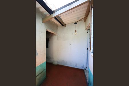 Casa para alugar com 140m², 2 quartos e 1 vaga Casa para alugar com 140m², 2 quartos e 1 vagaQuintal