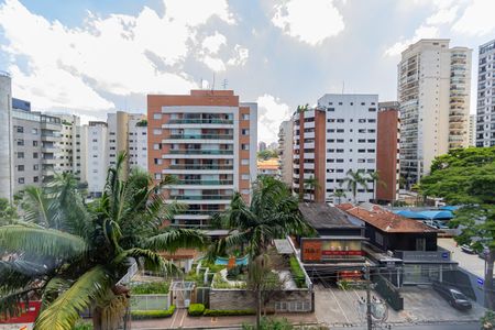 Apartamento à venda com 206m², 4 quartos e 2 vagas Apartamento à venda com 206m², 4 quartos e 2 vagasVista da Varanda