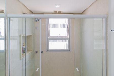 Apartamento à venda com 206m², 4 quartos e 2 vagas Apartamento à venda com 206m², 4 quartos e 2 vagasBanheiro Social