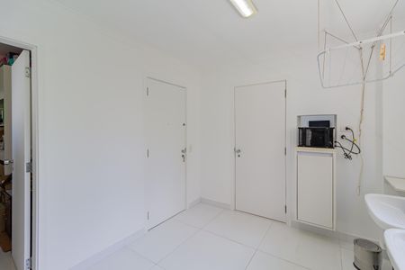 Apartamento à venda com 206m², 4 quartos e 2 vagas Apartamento à venda com 206m², 4 quartos e 2 vagasÁrea de Serviço