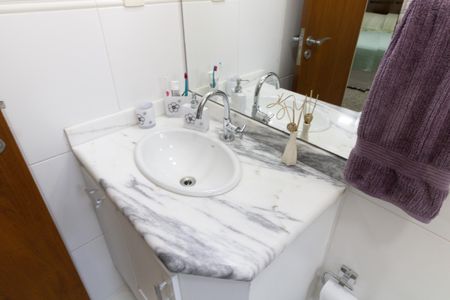 Casa à venda com 180m², 3 quartos e 2 vagasBanheiro da Suíte