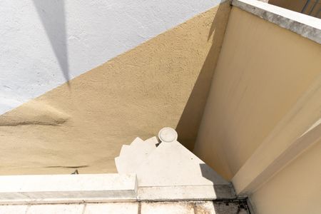 Casa à venda com 180m², 3 quartos e 2 vagasEscada 