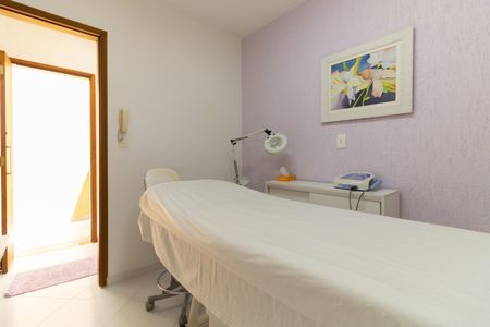 Casa à venda com 180m², 3 quartos e 2 vagasEdícula 