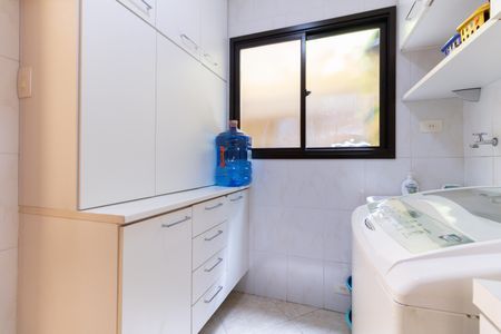 Casa à venda com 180m², 3 quartos e 2 vagasLavanderia 