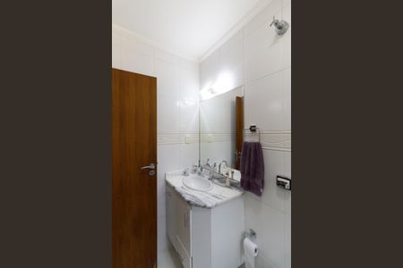 Casa à venda com 180m², 3 quartos e 2 vagasBanheiro da Suíte