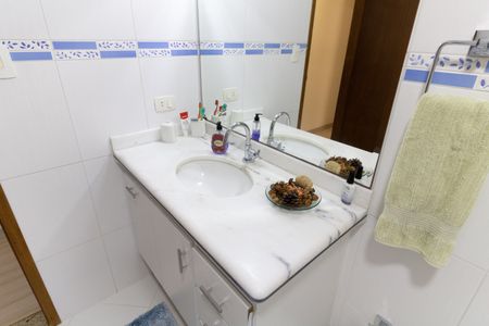 Casa à venda com 180m², 3 quartos e 2 vagasBanheiro Social 