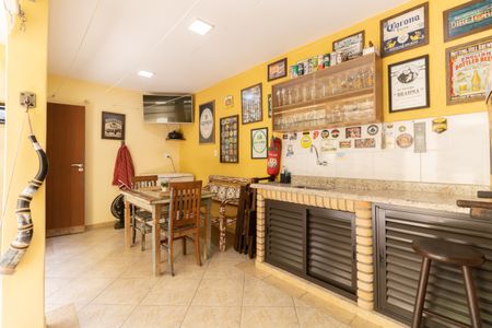 Casa à venda com 180m², 3 quartos e 2 vagasÁrea Gourmet 