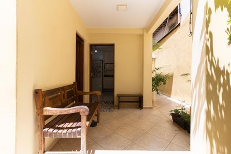 Casa à venda com 180m², 3 quartos e 2 vagasQuintal