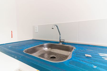 Cozinha / Área de Serviço de apartamento para alugar com 1 quarto, 24m² em Parque Industrial Tomas Edson, São Paulo