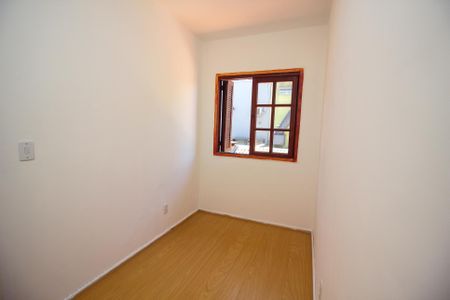 Casa à venda com 98m², 4 quartos e 1 vagaQuarto 4