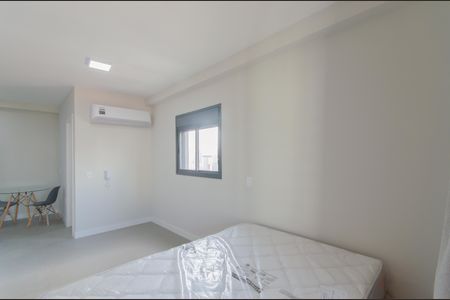 Studio à venda com 35m², 1 quarto e sem vaga Studio à venda com 35m², 1 quarto e sem vagaSala/Quarto