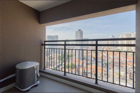 Studio à venda com 35m², 1 quarto e sem vaga Studio à venda com 35m², 1 quarto e sem vagaVaranda