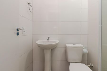 Apartamento para alugar com 37m², 2 quartos e sem vaga Apartamento para alugar com 37m², 2 quartos e sem vagaBanheiro
