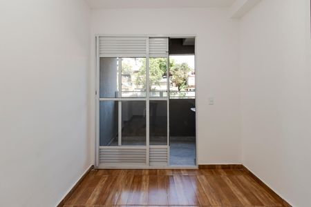 Apartamento para alugar com 37m², 2 quartos e sem vaga Apartamento para alugar com 37m², 2 quartos e sem vagaSala/Cozinha