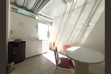 Apartamento à venda com 52m², 1 quarto e sem vagaVaranda/serviço
