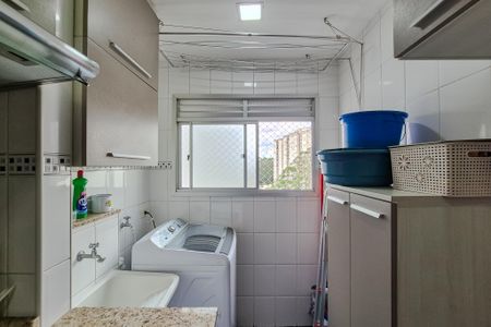 Apartamento para alugar com 68m², 3 quartos e 1 vagaÁrea de Serviço