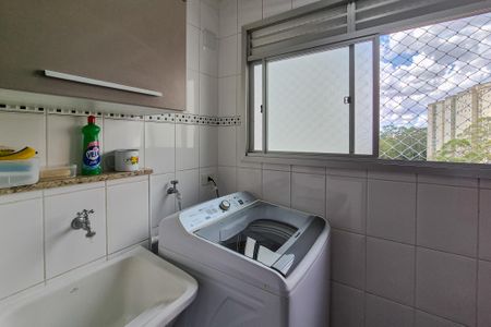 Apartamento para alugar com 68m², 3 quartos e 1 vagaÁrea de Serviço