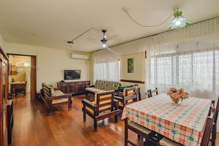 Sala de Jantar de casa à venda com 3 quartos, 600m² em Bom Jesus, Porto Alegre