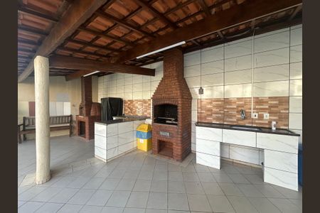 Apartamento para alugar com 50m², 2 quartos e 1 vaga Apartamento para alugar com 50m², 2 quartos e 1 vagaÁrea comum - Churrasqueira