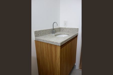 Apartamento à venda com 67m², 3 quartos e 1 vaga Apartamento à venda com 67m², 3 quartos e 1 vagaBanheiro da Suíte 2