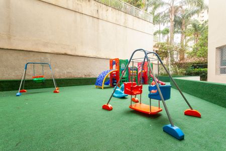 Apartamento para alugar com 73m², 3 quartos e 1 vagaÁrea comum - Playground