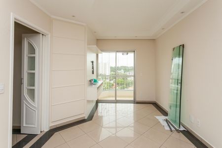 Sala de apartamento para alugar com 3 quartos, 73m² em Vila Isa, São Paulo