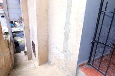 Casa para alugar com 80m², 2 quartos e sem vagaÁrea comum - Escadas