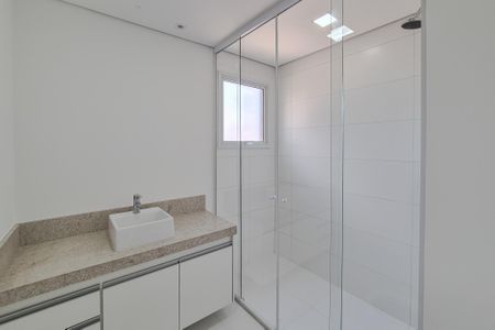 Apartamento à venda com 137m², 3 quartos e 3 vagas Apartamento à venda com 137m², 3 quartos e 3 vagasBanheiro da Suíte 2
