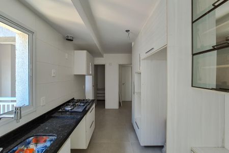 Apartamento à venda com 137m², 3 quartos e 3 vagas Apartamento à venda com 137m², 3 quartos e 3 vagasCozinha - Armários