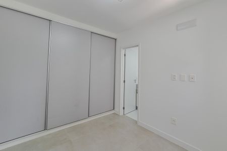 Apartamento à venda com 137m², 3 quartos e 3 vagas Apartamento à venda com 137m², 3 quartos e 3 vagasSuíte 1
