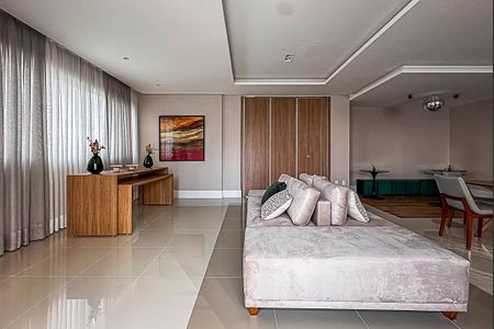 Apartamento à venda com 137m², 3 quartos e 3 vagas Apartamento à venda com 137m², 3 quartos e 3 vagasÁrea comum - Salão de festas