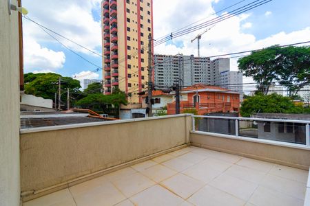 Casa à venda com 62m², 3 quartos e 1 vaga Casa à venda com 62m², 3 quartos e 1 vagaTerraço