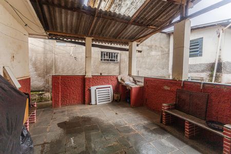 Casa à venda com 180m², 4 quartos e 1 vagaÁrea de Serviço