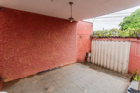 Casa à venda com 180m², 4 quartos e 1 vagaGaragem
