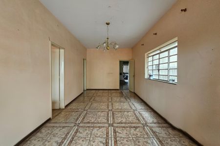 Casa à venda com 4 quartos, 180m² em Esplanada, Belo Horizonte