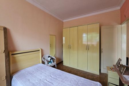 Casa à venda com 4 quartos, 180m² em Esplanada, Belo Horizonte