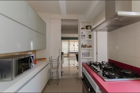 Apartamento à venda com 142m², 3 quartos e 2 vagasCozinha