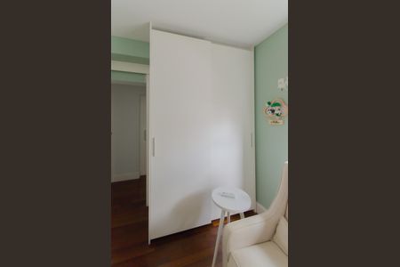 Apartamento à venda com 142m², 3 quartos e 2 vagasSuíte 1